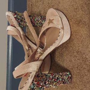 Betsy Johnson (7) blush